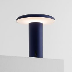 Artemide Takku LED-Tischleuchte mit Akku-Blau