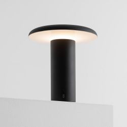 Artemide Takku LED-Tischleuchte mit Akku-Schwarz